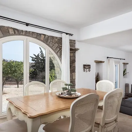 Phos Paros Villa Sotires