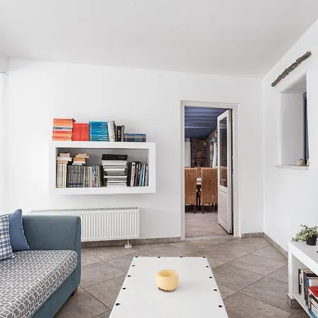 Villa Phos