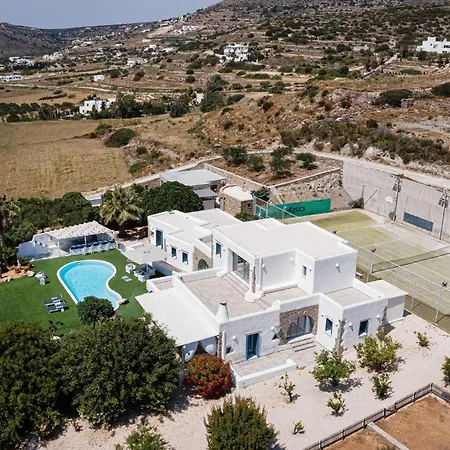 Phos Paros Villa *