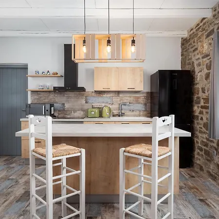 Phos Paros Villa *